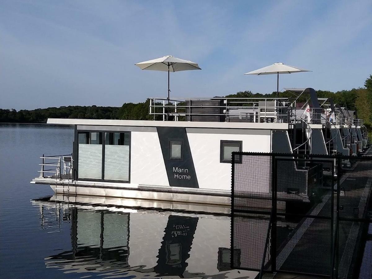 Hausboot Leukermeer Well 웰 외부 사진