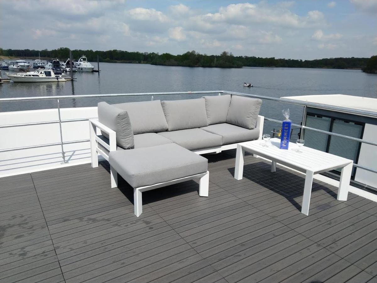 Hausboot Leukermeer Well 웰 외부 사진
